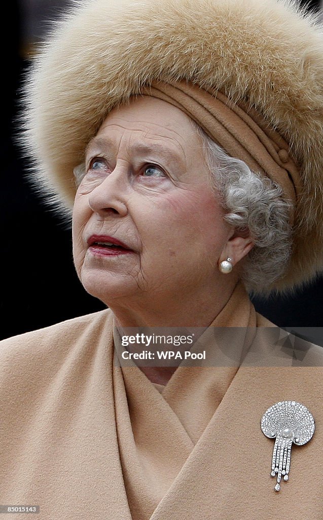 The Queen Unveils The New Statue Of Queen Elizabeth, The Queen Mother