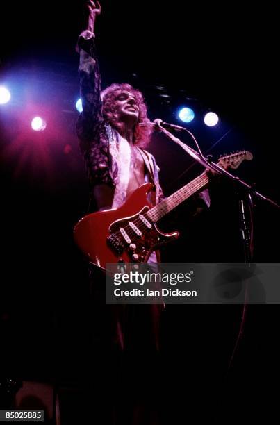 English singer-songwriter Peter Frampton performing at Wembley Empire Pool, London on his 'Frampton Comes Alive' tour, October 1976.