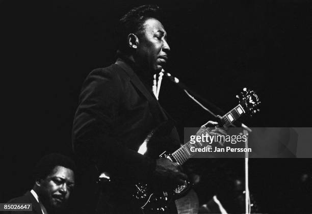 Photo of Muddy Waters 1; Muddy Waters and in the back Otis Spann Copenhagen 1968