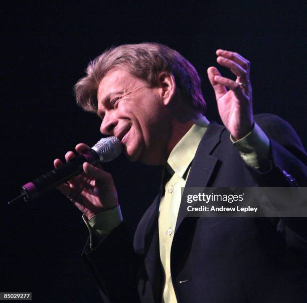 Photo of Bobby CALDWELL