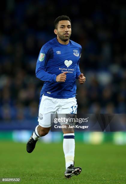 Aaron Lennon of Everton in action during the Carabao Cup Third Round match between Everton and Sunderland at Goodison Park on September 20, 2017 in...