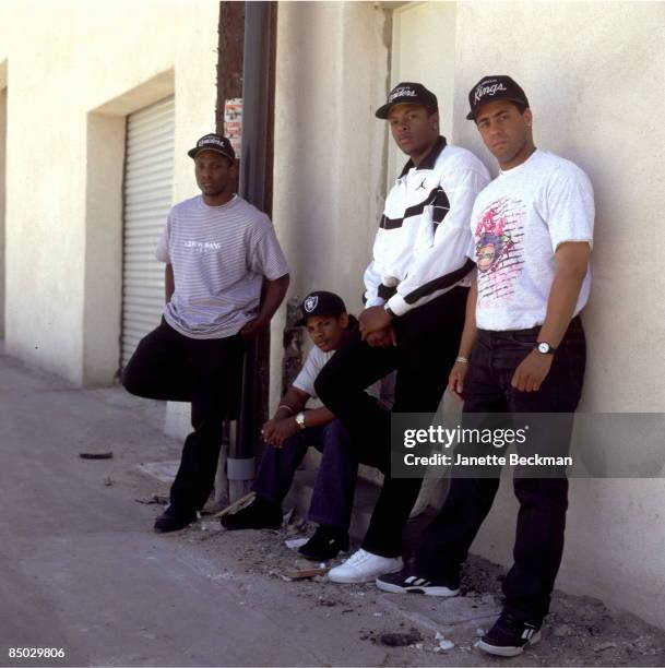 Nwa Rampage 2,051 Nwa Stock Photos, High-Res Pictures, and Images - Getty Images