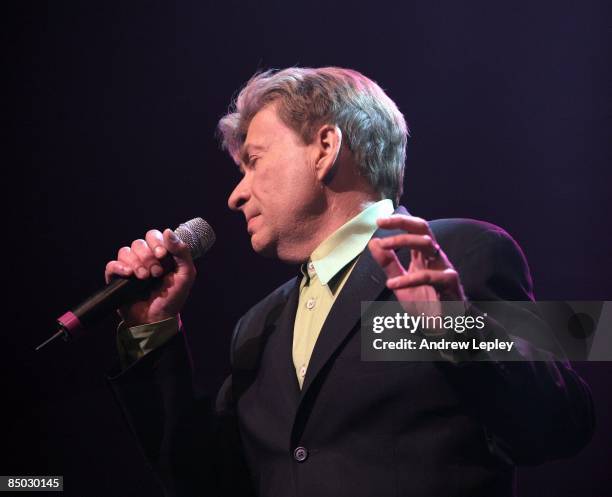 Photo of Bobby CALDWELL