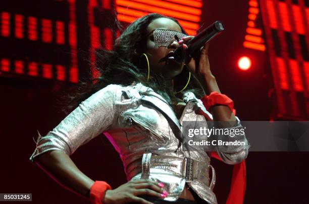 Photo of Keisha BUCHANAN and SUGABABES, Keisha Buchanan performing live on stage