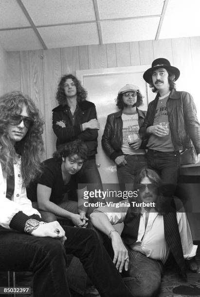 Photo of Bernie MARSDEN and Ian PAICE and Jon LORD and Micky MOODY and WHITESNAKE and Neil MURRAY and David COVERDALE; L-R: David Coverdale, Bernie...
