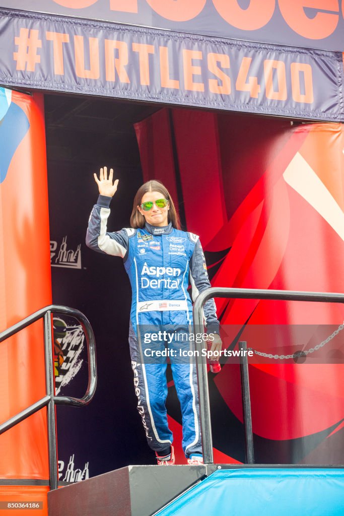 AUTO: SEP 17 NASCAR Chase for the Cup Round of 16 - Tale of the Turtles 400