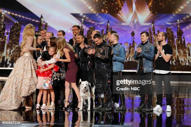 Live Finale Results" Episode 1224 -- Pictured: Tyra Banks, Angelica Hale, Darci Lynne, Sara and Hero, Light Balance --