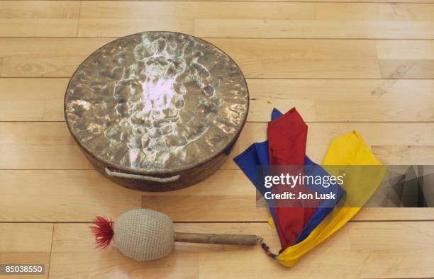 Chingila Instrument Ching (Instrument) Photos and Premium High Res Pictures - Getty Images