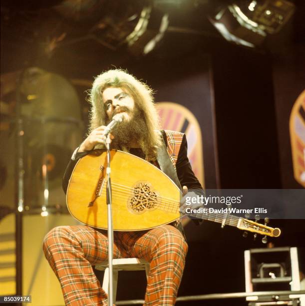 Photo of Roy WOOD and WIZZARD, of Wizzard, performing solo hit Dear Elaine on TV show, playing lute