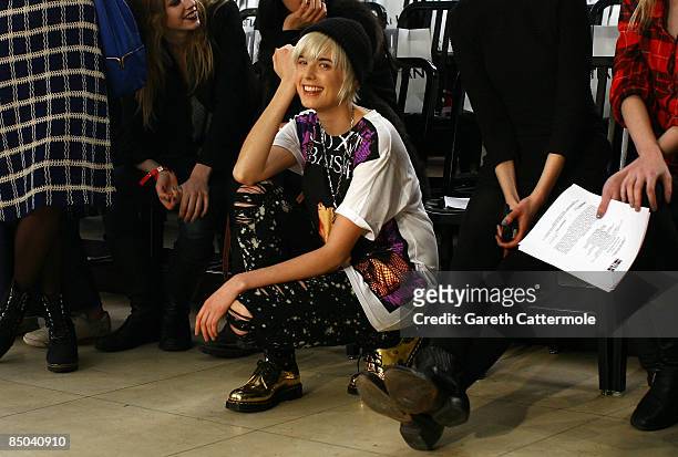 Model Agyness Deyn rehearses before the House of Holland show at Quaglino's as part of London Fashion Week a/w 2009 on February 24, 2009 in London,...