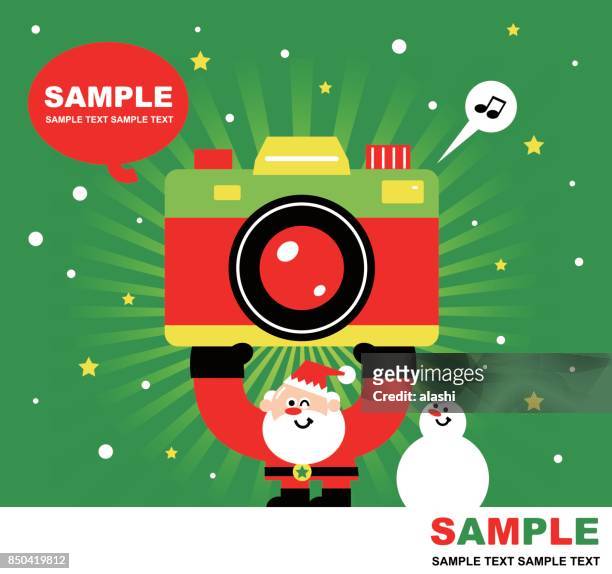 frohe weihnachten und neujahr grußkarte, süßer weihnachtsmann, schneemann und riesige kamera, radiale strahlen (streifen) hintergrund - christmas photos stock-grafiken, -clipart, -cartoons und -symbole