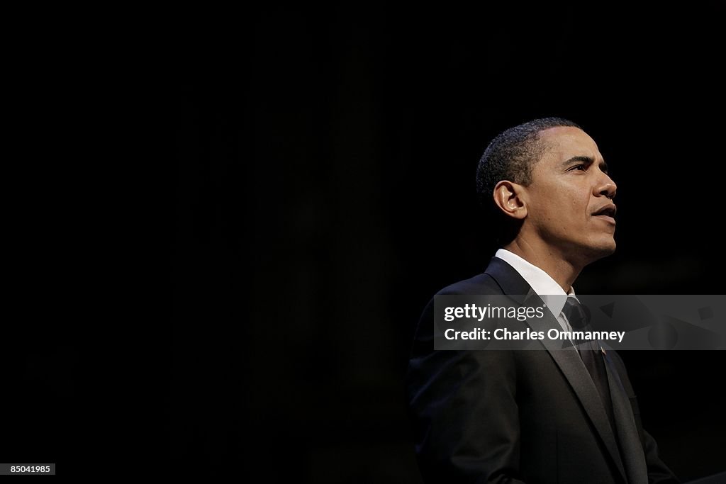 President Barack Obama Gains Support For The Stimulus Plan