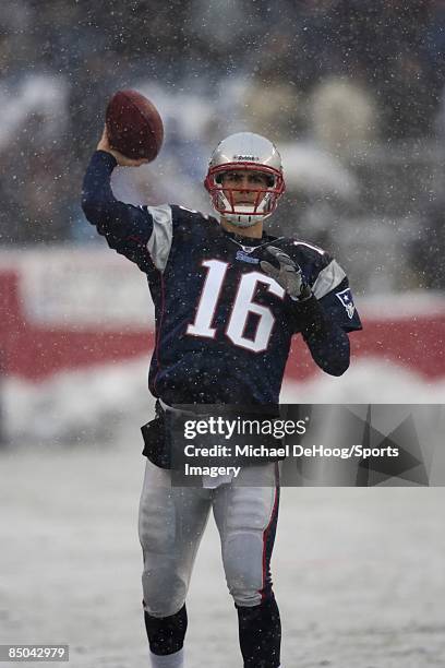 Quarterback Matt Cassel of the New England Patriots passes during a NFL game against the Arizona Cardinals at Gillette Stadium on December 21, 2008...