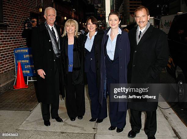 Captain Chelsey "Sully" Sullenberger, Flight Attendnts Sheila Dail, Doreen Welsh, Donna Dent and First Officer Jeffrey Skiles visit "Late Show with...