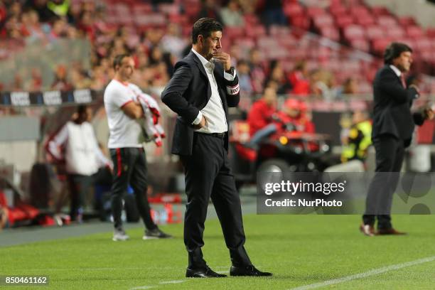 Benficas head coach Rui Vitoria from Portugal during the Portuguese Cup 2017/18 match between SL Benfica v SC Braga, at Luz Stadium in Lisbon on...