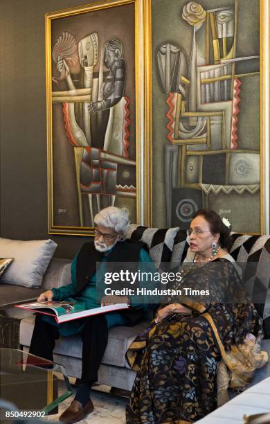 Padma Vibhushan awardee and artist Satish Gujral with his wife Kiran Gujral during an exclusive interview with HT City-Hindustan Times, at his...