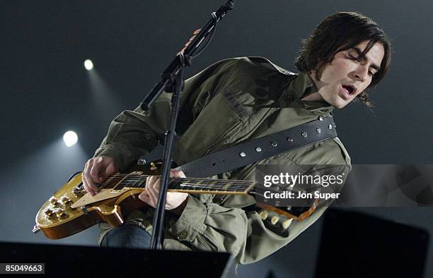 Photo of Stereophonics, The Stereophonics play the Manchester Evening News Arena., Pic shows frontman Kelly Jones, ..... Pic Jim Sharp