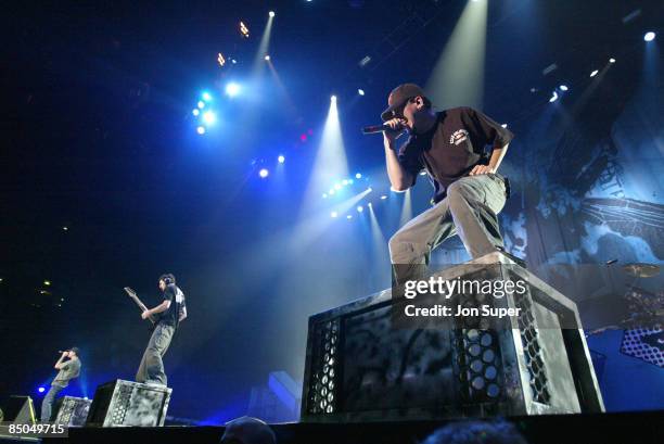 Photo of Linkin Park, Linkin Park play the Manchester Evening News Arena., ..... Pic Jim Sharp