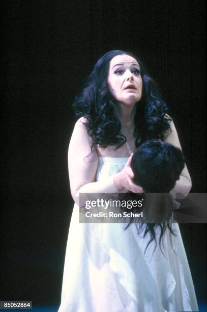 Photo of Gwyneth JONES and SALOME, Gwyneth Jones as Salome