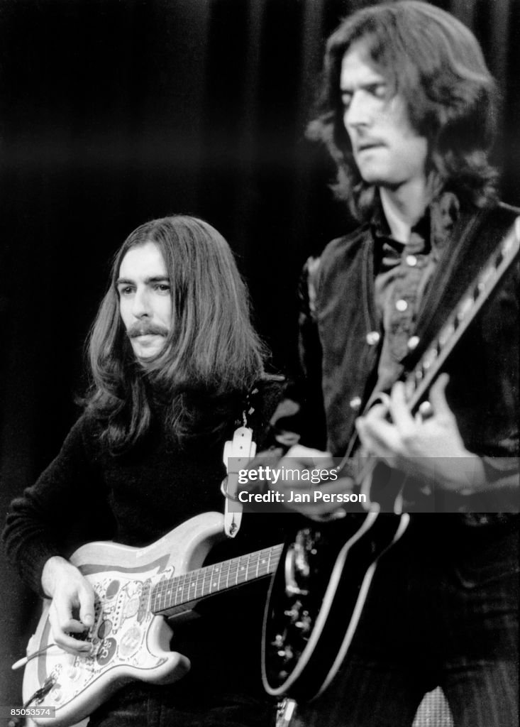 Photo of Eric CLAPTON and George HARRISON