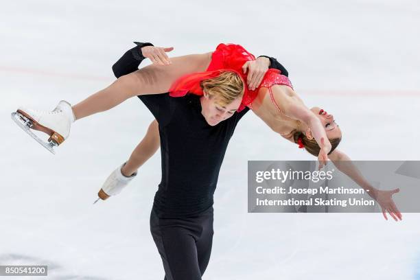 Sasha Fear and George Waddell of Great Britain compete in the Junior Ice Dance Short Dance during day one of the ISU Junior Grand Prix of Figure...