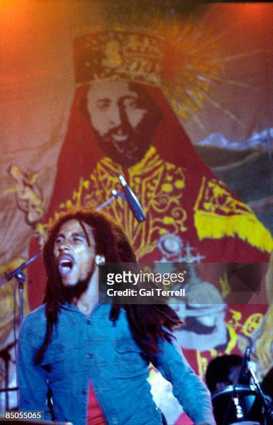 Photo of Bob MARLEY, Bob Marley performing live on stage