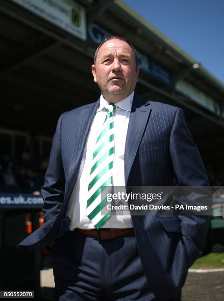 Yeovil Town manager Gary Johnson walks out before the start of the match