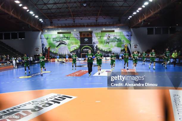 Team of Nimes during Lidl StarLigue match between Nimes and Montpellier on September 20, 2017 in Nimes, France.