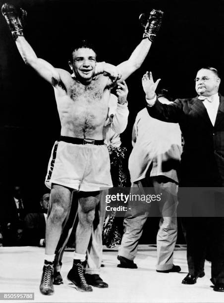 Photo taken on September 13, 1950 shows US boxer Jake LaMotta after his winning match against Laurent Dauthuille.