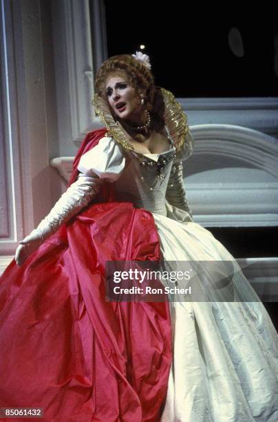 Photo of Susan PATTERSON and ORLANDO FURIOSO, Susan Patterson as Angelica