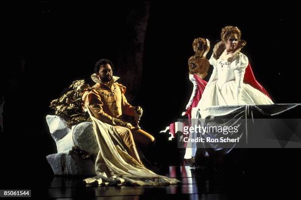 Photo of Susan PATTERSON and William MATTEUZZI and ORLANDO FURIOSO, William Matteuzzi as Medoro, Susan Patterson as Angelica