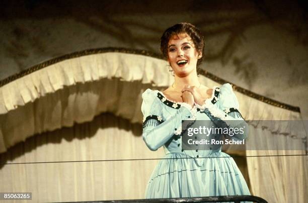 Susan Menzer Susanne Mentzer Photos and Premium High Res Pictures - Getty Images