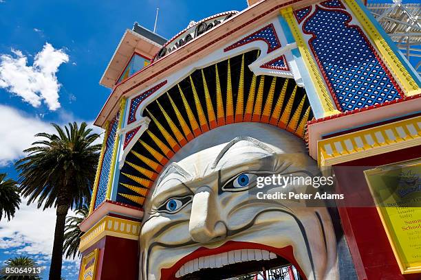 luna park, melbourne, victoria, australia - arts centre melbourne foto e immagini stock