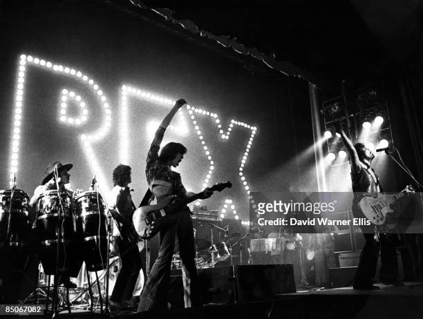 Photo of Gloria JONES and Mickey FINN and Marc BOLAN and T REX; Mickey Finn, Steve currie, Jack Green, Bobby Keys, Gloria Jones and Marc Bolan...