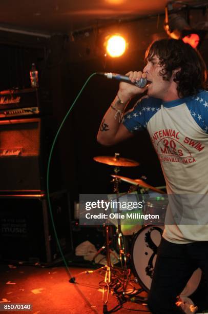 Sam Martin Singer 151 Hartly Stock Photos, High-Res Pictures, and Images - Getty Images