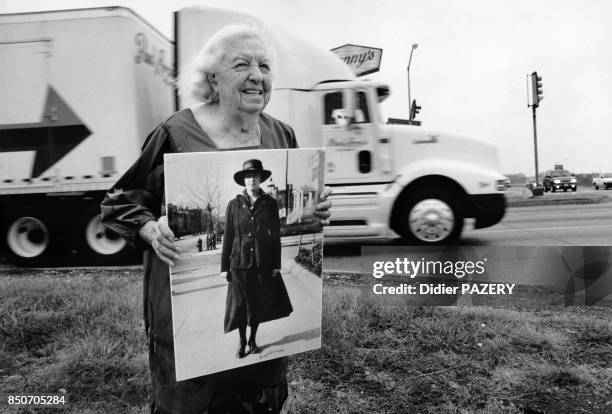 Marie Odee Johnson est née le 23 juillet 1897 au Texas, Etats-Unis; Quelque 25 mille femmes américaines servaient en Europe pendant la première...