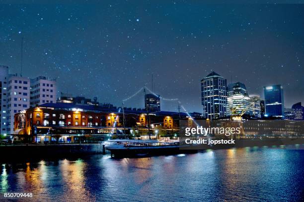 puerto madero, buenos aires - buenos aires night stock pictures, royalty-free photos & images