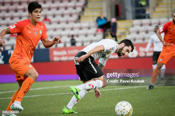 Wanderson Cavalcante Melo of Athletic FC Eskilstuna & Nahir Besara of Orebro SK during the Allsvenskan match between Orebro SK & Athletic FC...