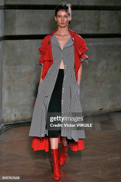 Model walks the runway at the Palmer Harding Ready to Wear Spring/Summer 2018 fashion show during London Fashion Week September 2017 on September 19,...