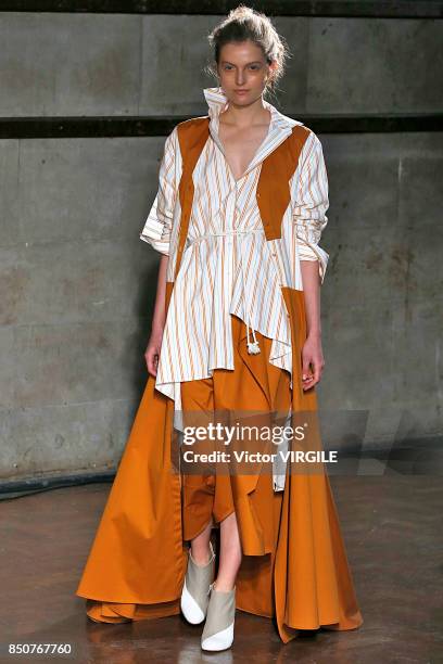 Model walks the runway at the Palmer Harding Ready to Wear Spring/Summer 2018 fashion show during London Fashion Week September 2017 on September 19,...