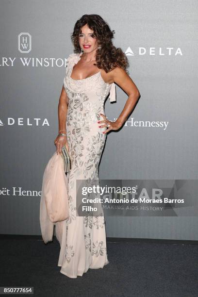 Gabriella Dompe walks the red carpet of amfAR Gala Milano on September 21, 2017 in Milan, Italy.