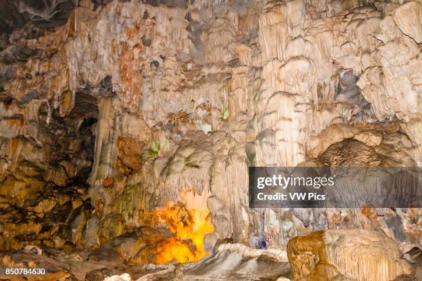 Inside Dong Thien Cung Cave, Dau Go island, Halong Bay, Vietnam.