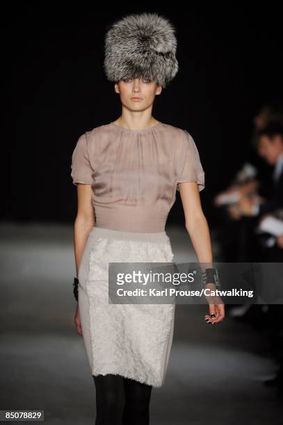 Model walks the runway at the Thakoon Fall 2009 fashion show during Mercedes-Benz Fashion Week at Eyebeam, 540 West 21st Street on February 16, 2009...
