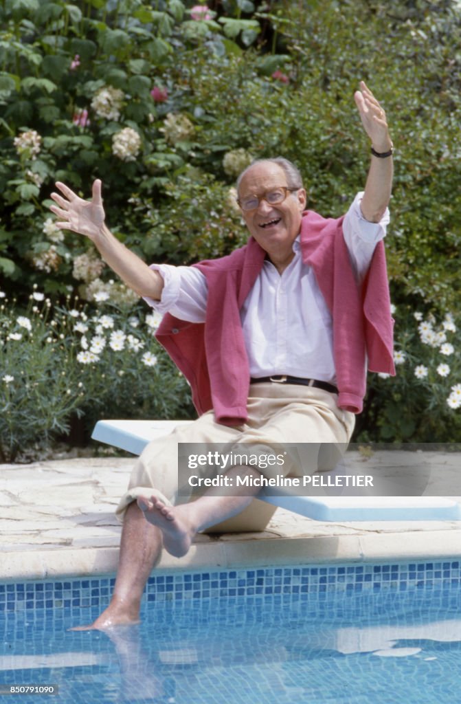 Portrait de Alain Decaux en 1987