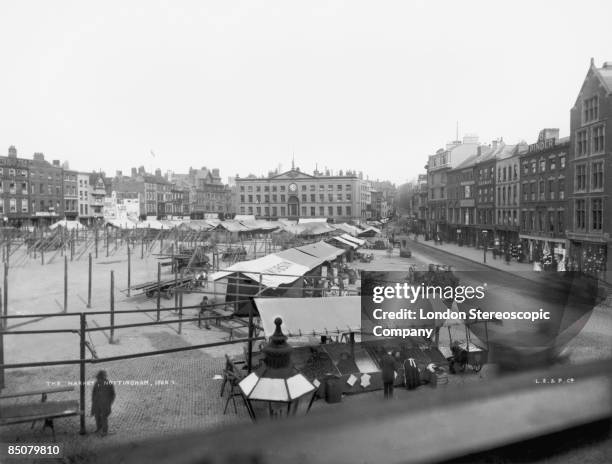 The marketplace in Nottingham, circa 1900.