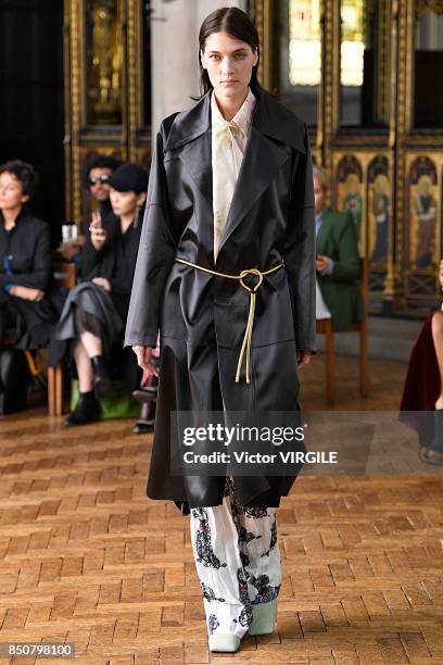 Model walks the runway at the Sharon Wauchob Ready to Wear Spring/Summer 2018 fashion show during London Fashion Week September 2017 on September 19,...