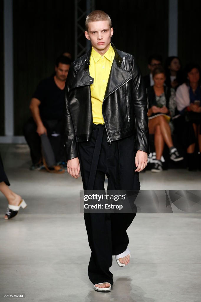 Atsushi Nakashima - Runway - Milan Fashion Week Spring/Summer 2018