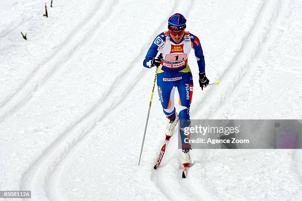 Finland team member Aino-Kaisa Saarinen on her way to taking 1st place in the FIS Nordic World Ski Championships Cross Country Ladies Free Team...