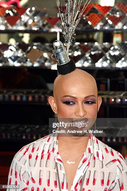 RuPaul's Drag Race Challenge Winner Ongina attends an HIV / AIDS awareness speech at the MAC store on February 25, 2009 in New York City.