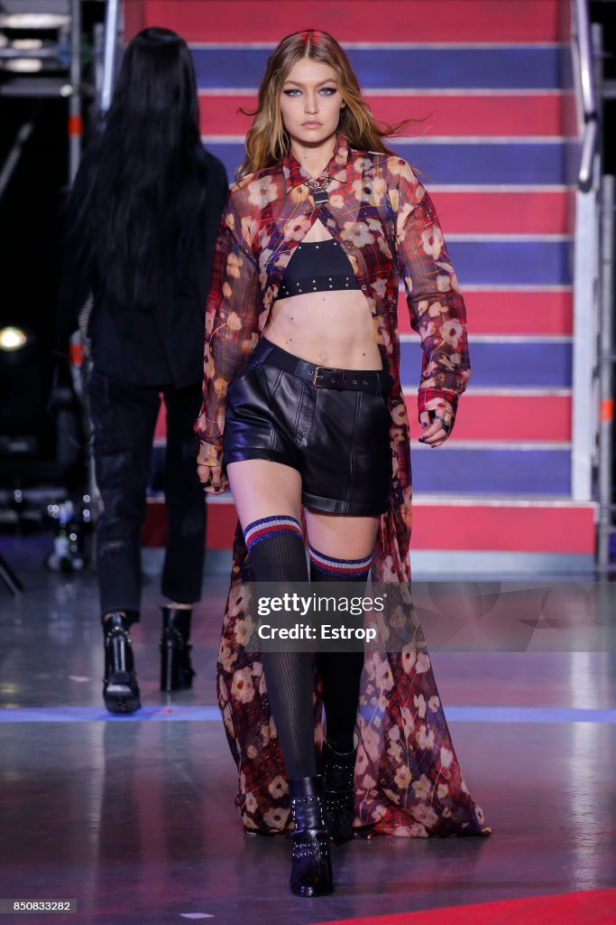 Tommy Hilfiger - Runway - LFW September 2017